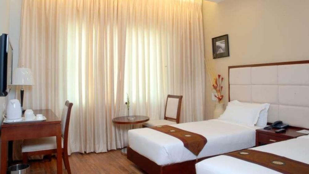 Lotus Park Hotell Bangalore Exteriör bild