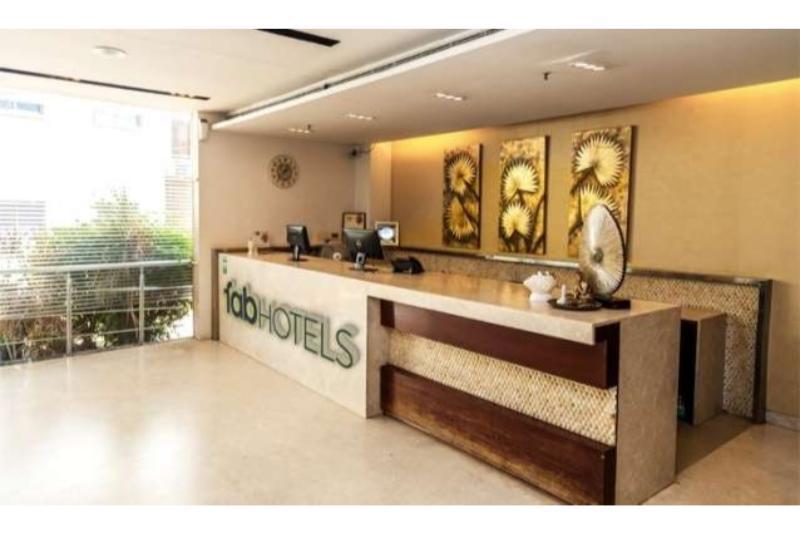 Lotus Park Hotell Bangalore Exteriör bild