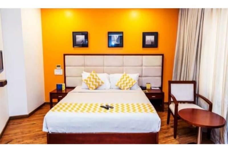 Lotus Park Hotell Bangalore Exteriör bild